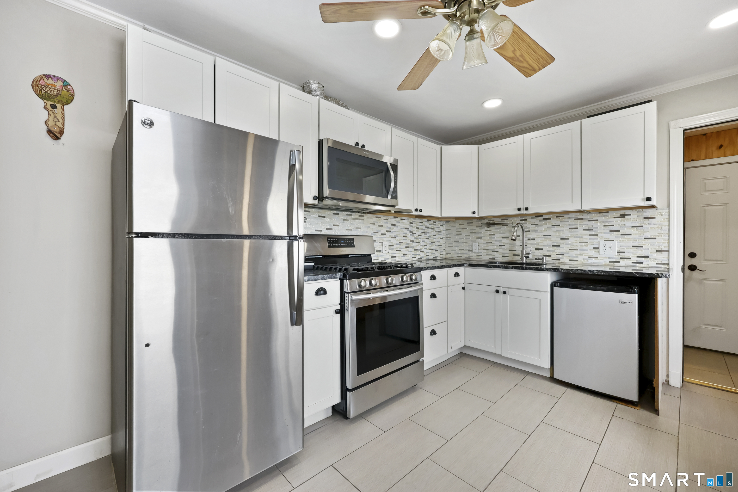 1554 Capitol Avenue Bridgeport CT 06604