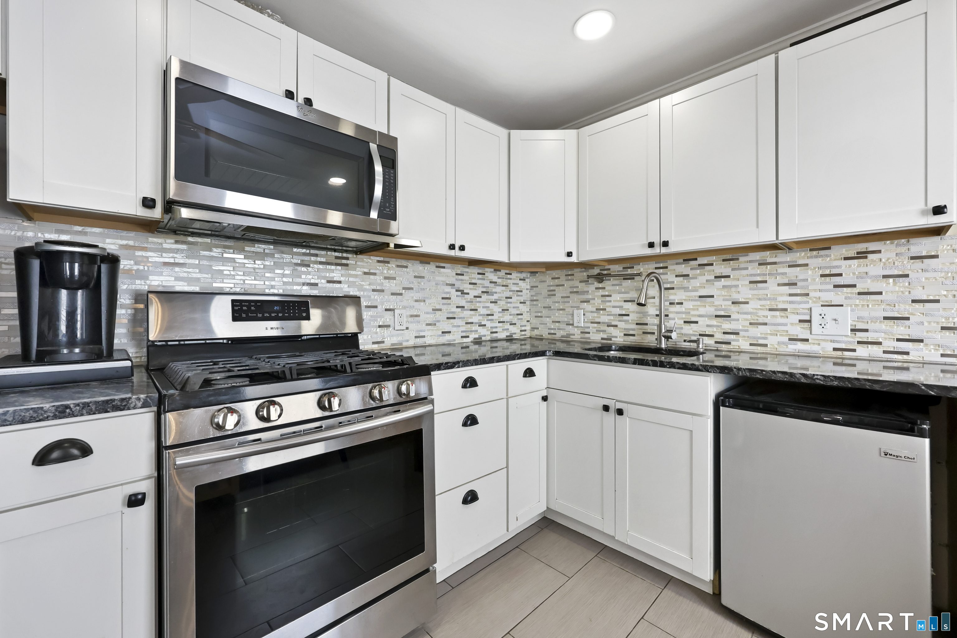 1554 Capitol Avenue Bridgeport CT 06604