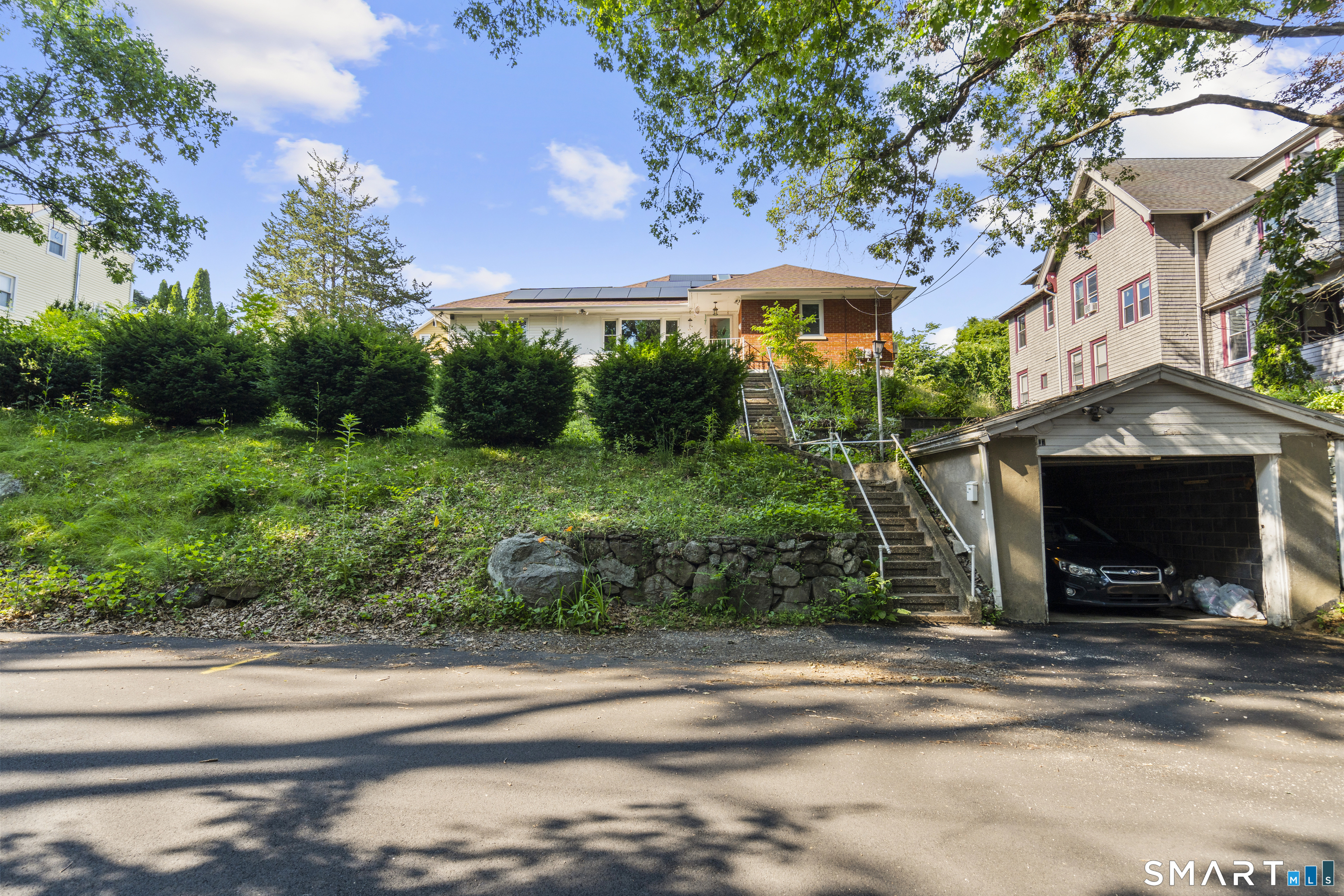 17 Southview Street Naugatuck CT 06770