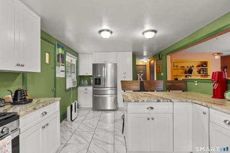 17 Southview Street Naugatuck CT 06770