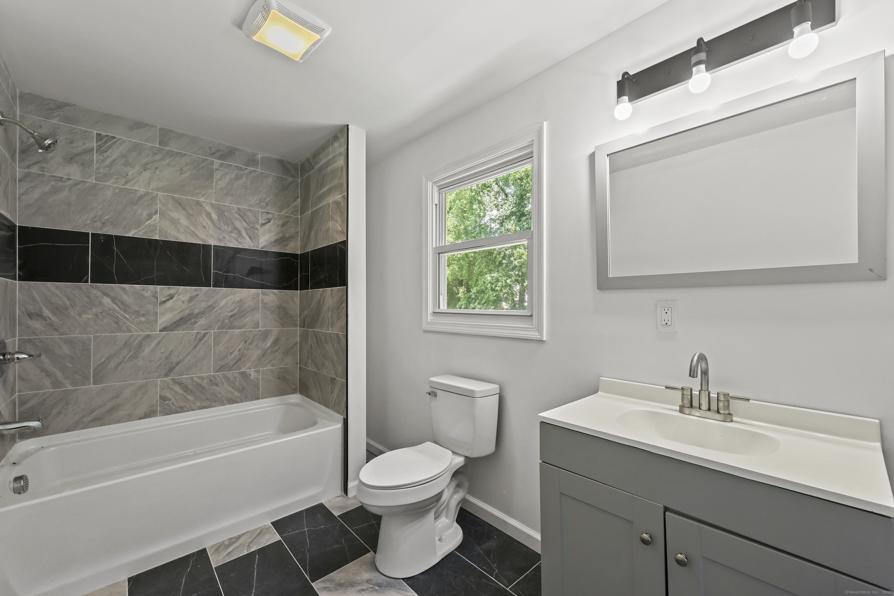 50 Mansfield Street Hartford CT 06112