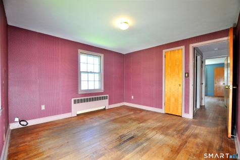 10 Lennox Avenue Windsor CT 06095