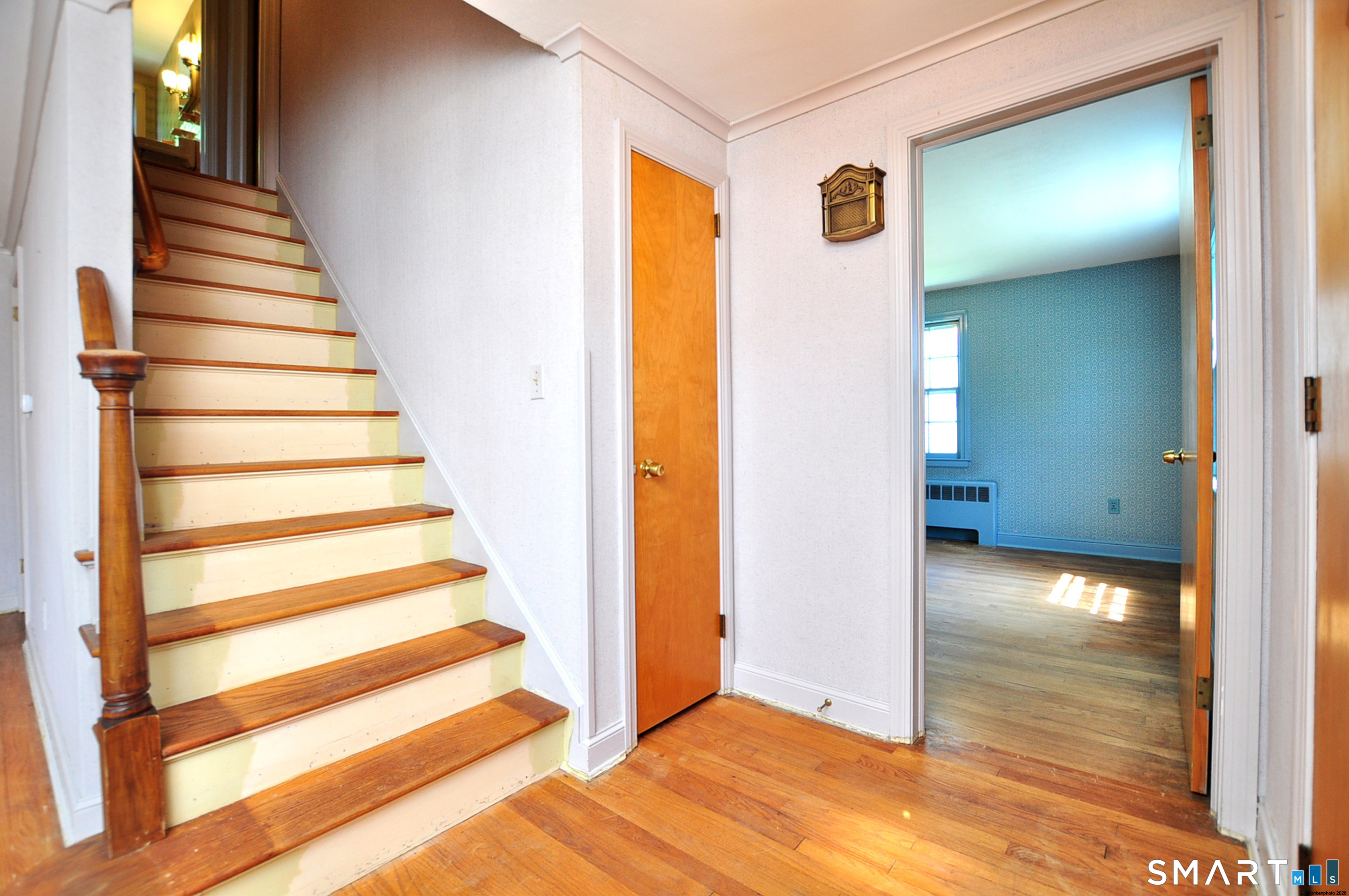 10 Lennox Avenue Windsor CT 06095