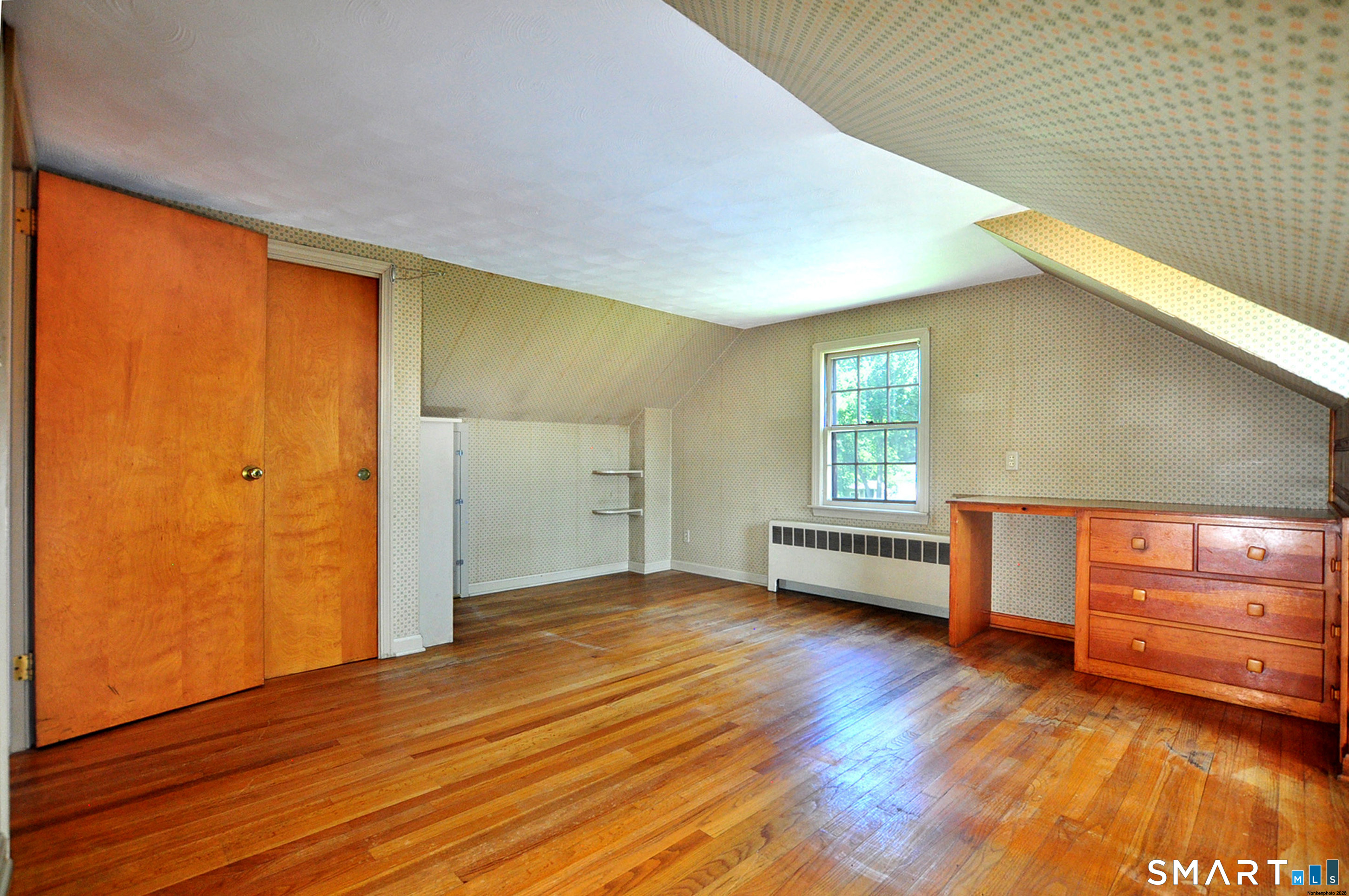10 Lennox Avenue Windsor CT 06095