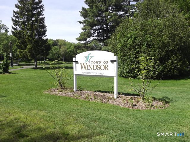 10 Lennox Avenue Windsor CT 06095