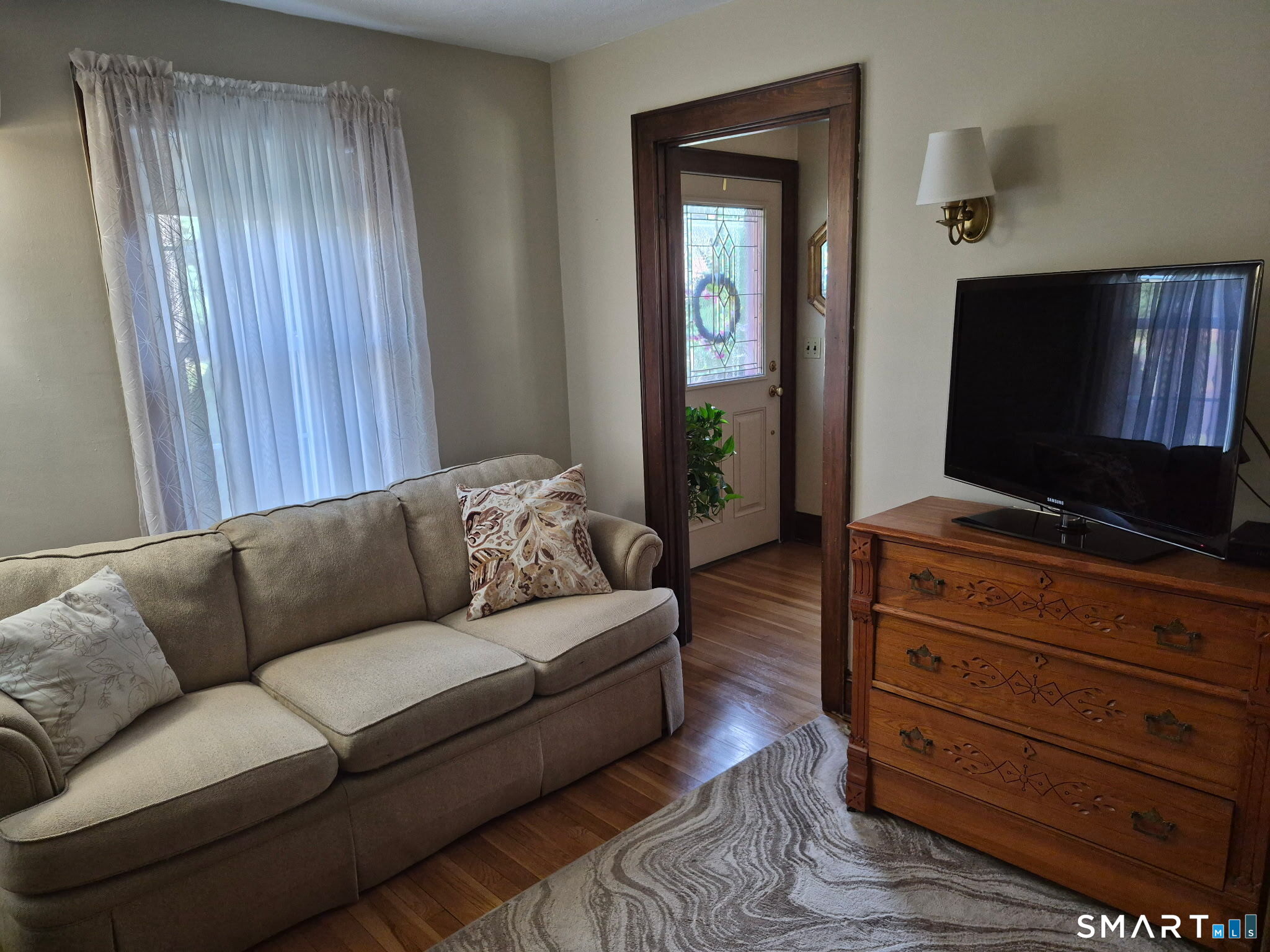 7 Usher Avenue Plainville CT 06062