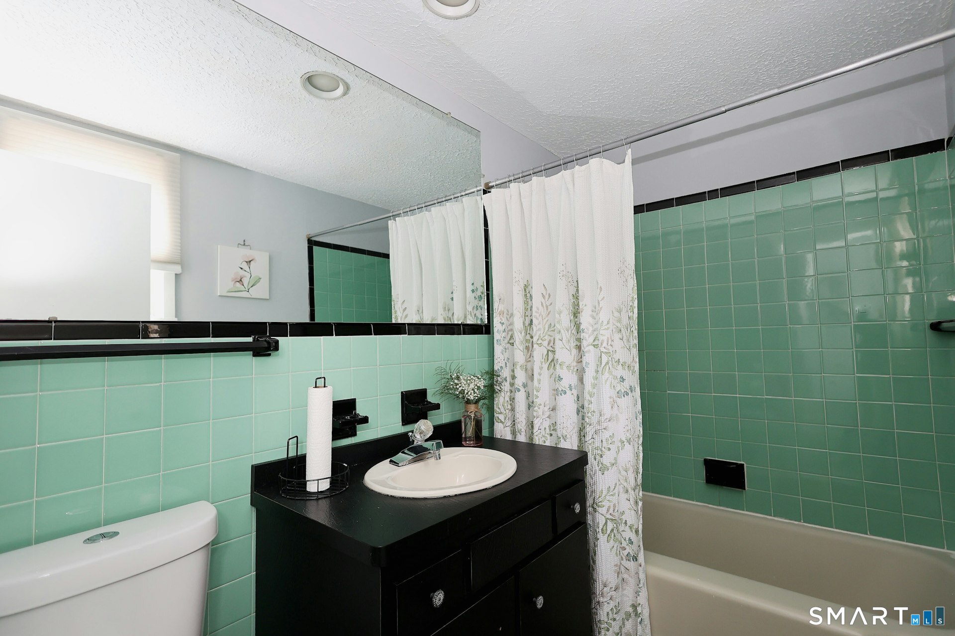 685 Knapps Highway Fairfield CT 06824