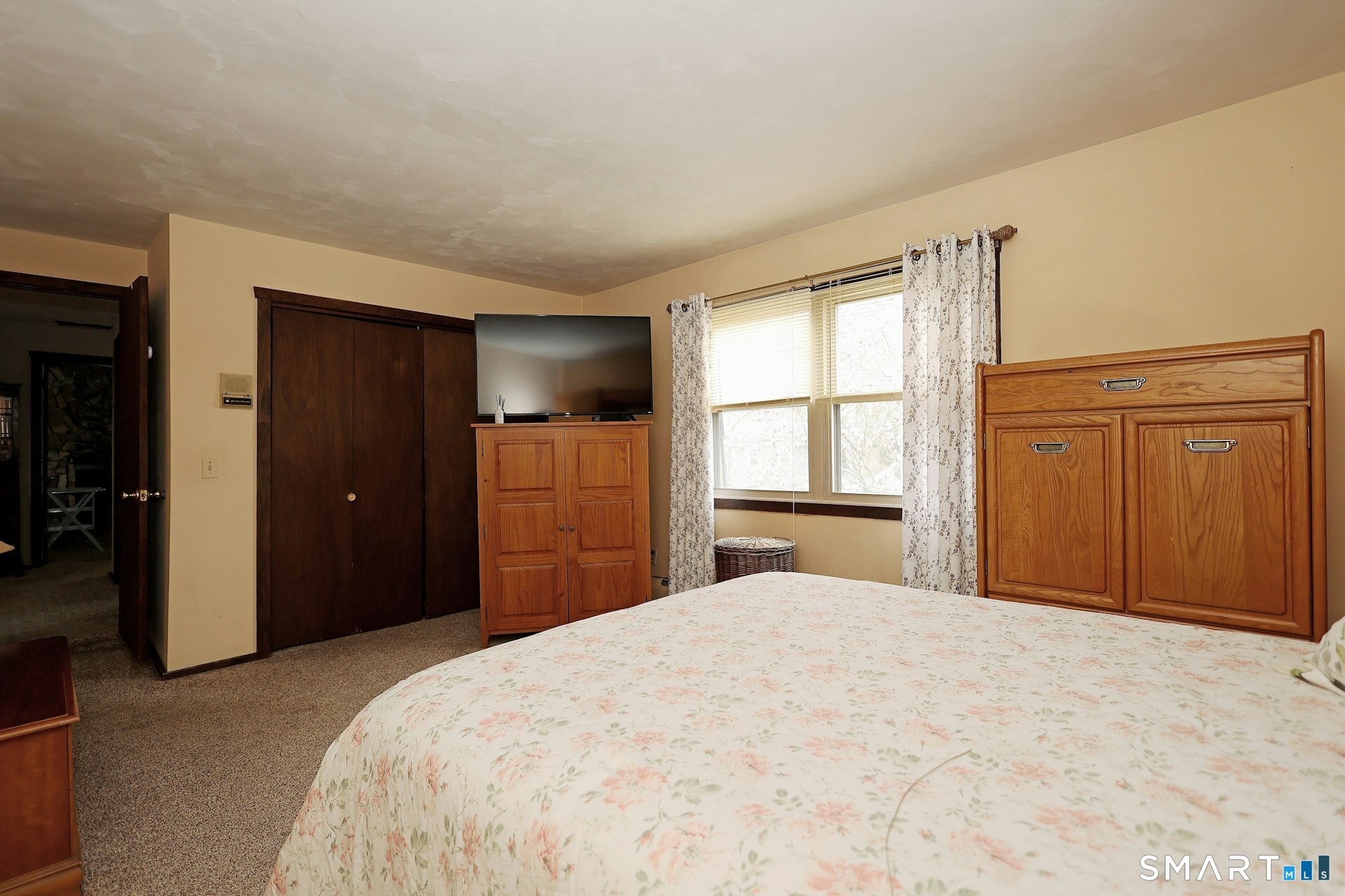 685 Knapps Highway Fairfield CT 06824