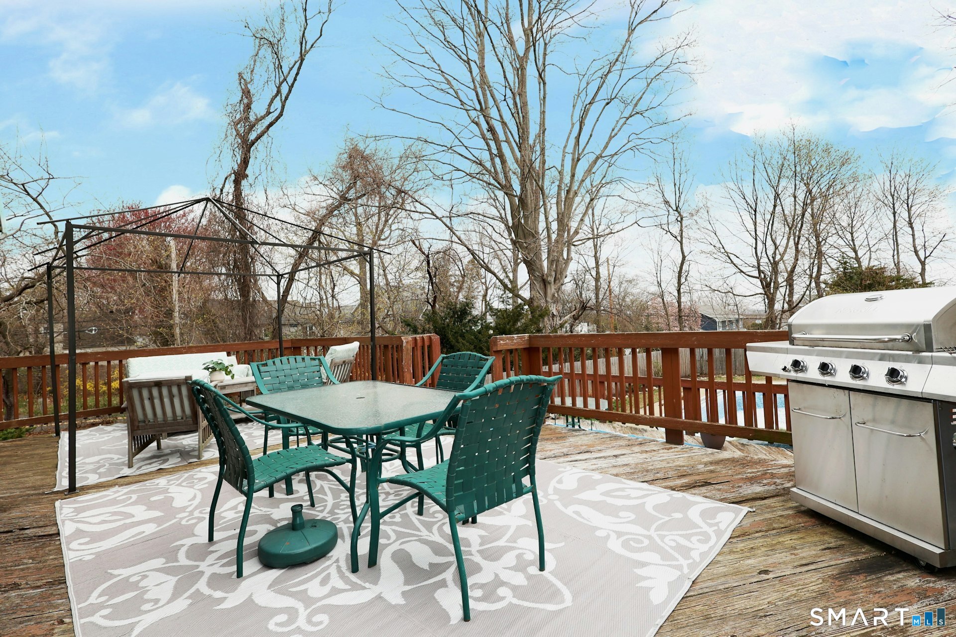 685 Knapps Highway Fairfield CT 06824