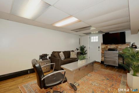 685 Knapps Highway Fairfield CT 06824