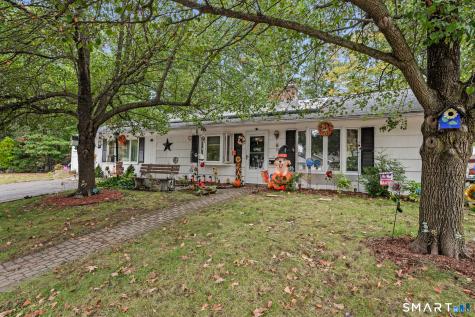 10 Eagle Court East Hartford CT 06118