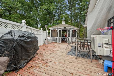 10 Eagle Court East Hartford CT 06118
