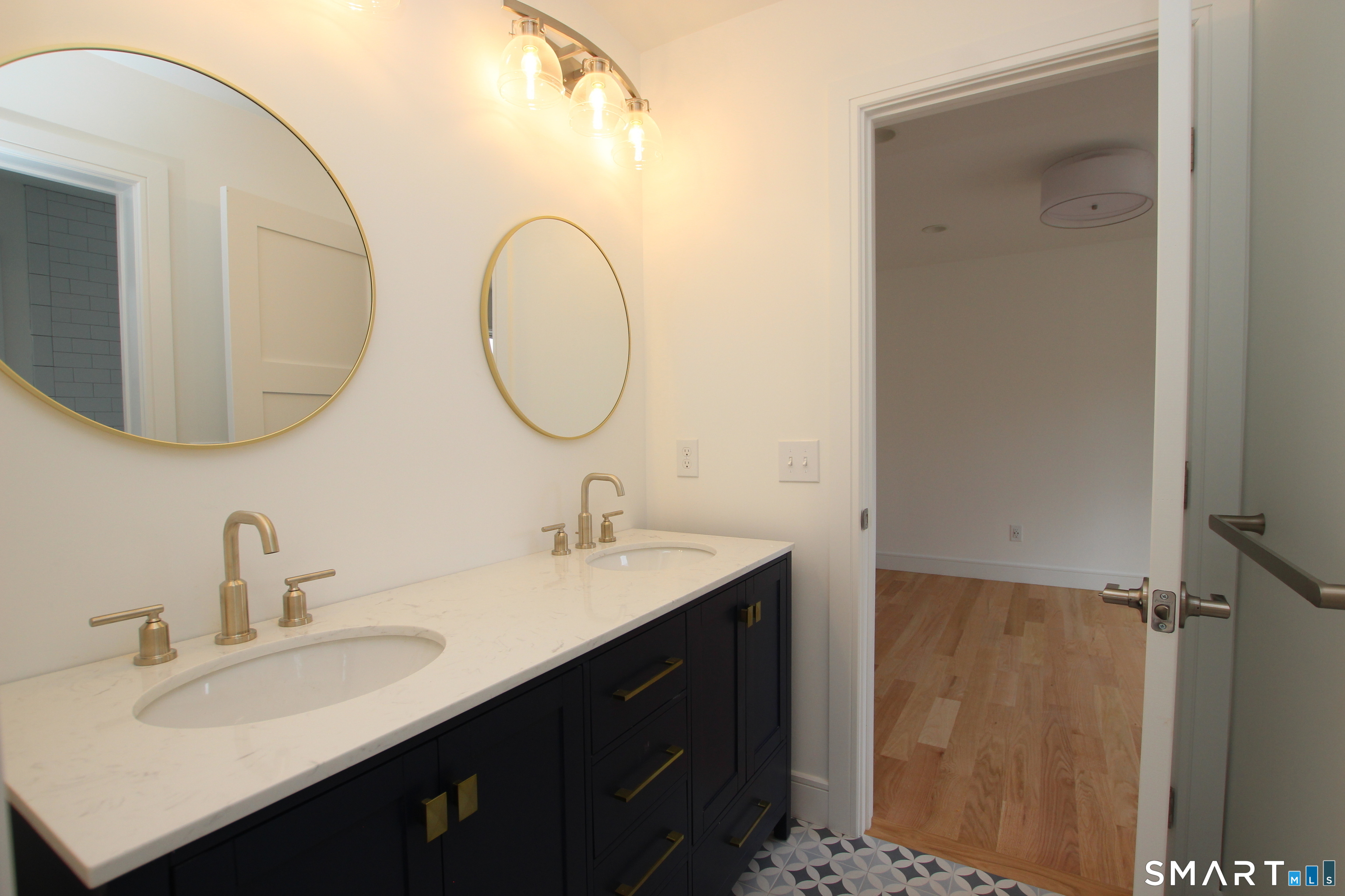 19 Madeline Drive New Fairfield CT 06812