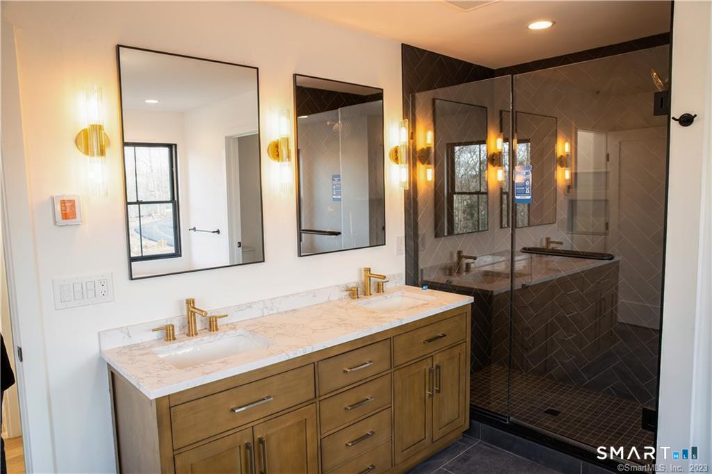 19 Madeline Drive New Fairfield CT 06812