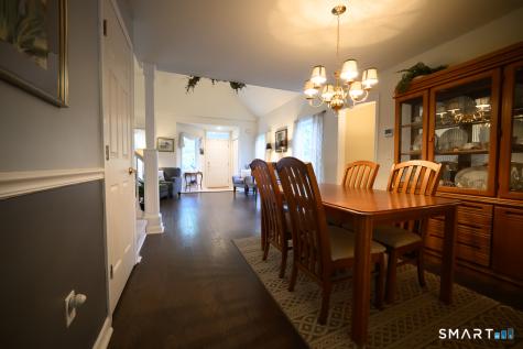 4 Kimberwick Court Middlebury CT 06762