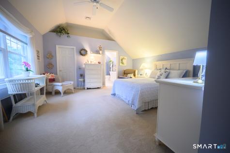 4 Kimberwick Court Middlebury CT 06762