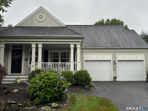 4 Kimberwick Court Middlebury CT 06762