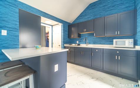 78-1 Hartford Avenue Old Lyme CT 06371
