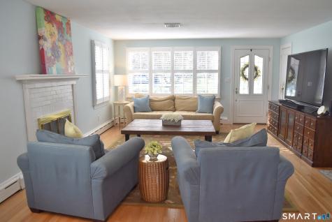 150 Black Point Road East Lyme CT 06357