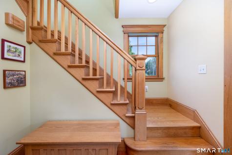 78 Lyness Street Manchester CT 06040