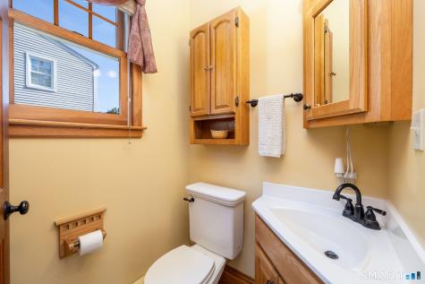 78 Lyness Street Manchester CT 06040