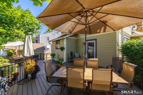 78 Lyness Street Manchester CT 06040