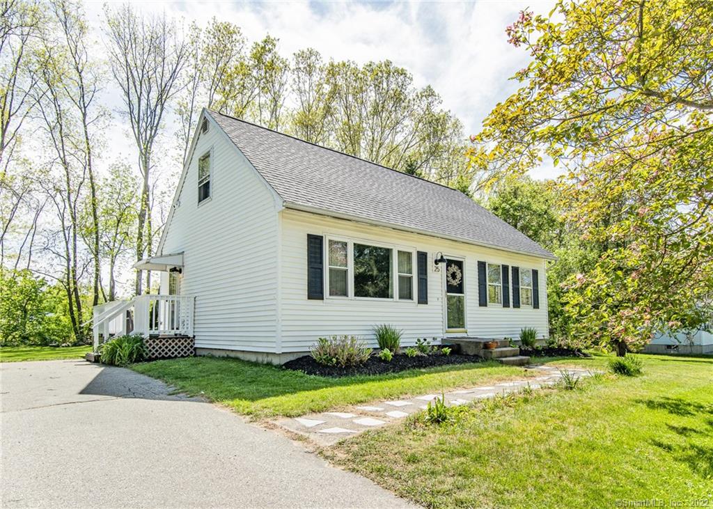 25 Oakwood Boulevard Plainfield CT 06374