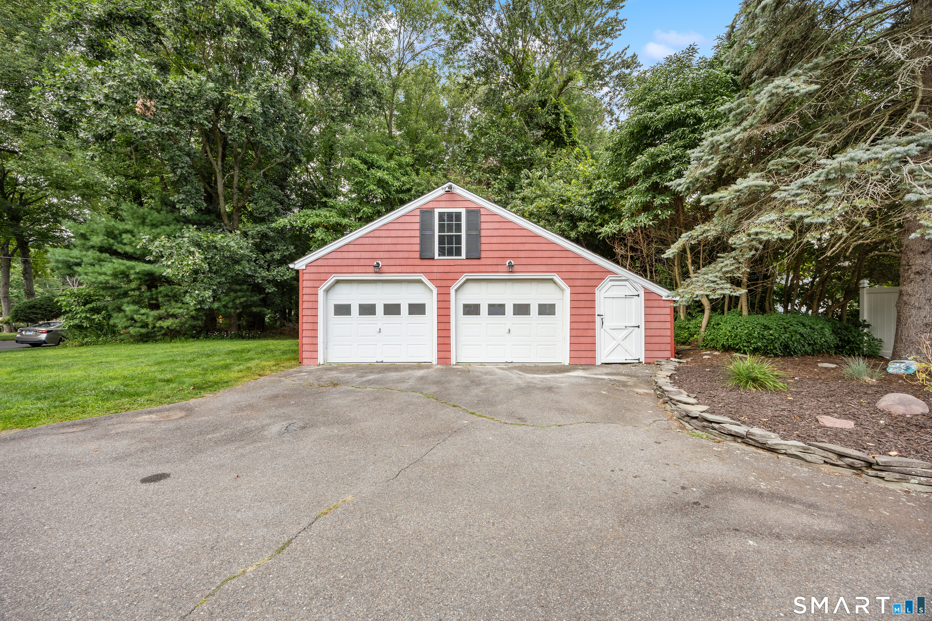 3 Robindale Drive Prospect CT 06712