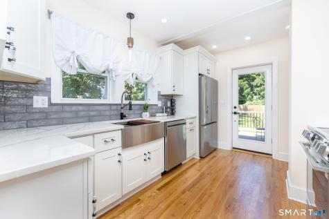 18 Eastview Street West Hartford CT 06107