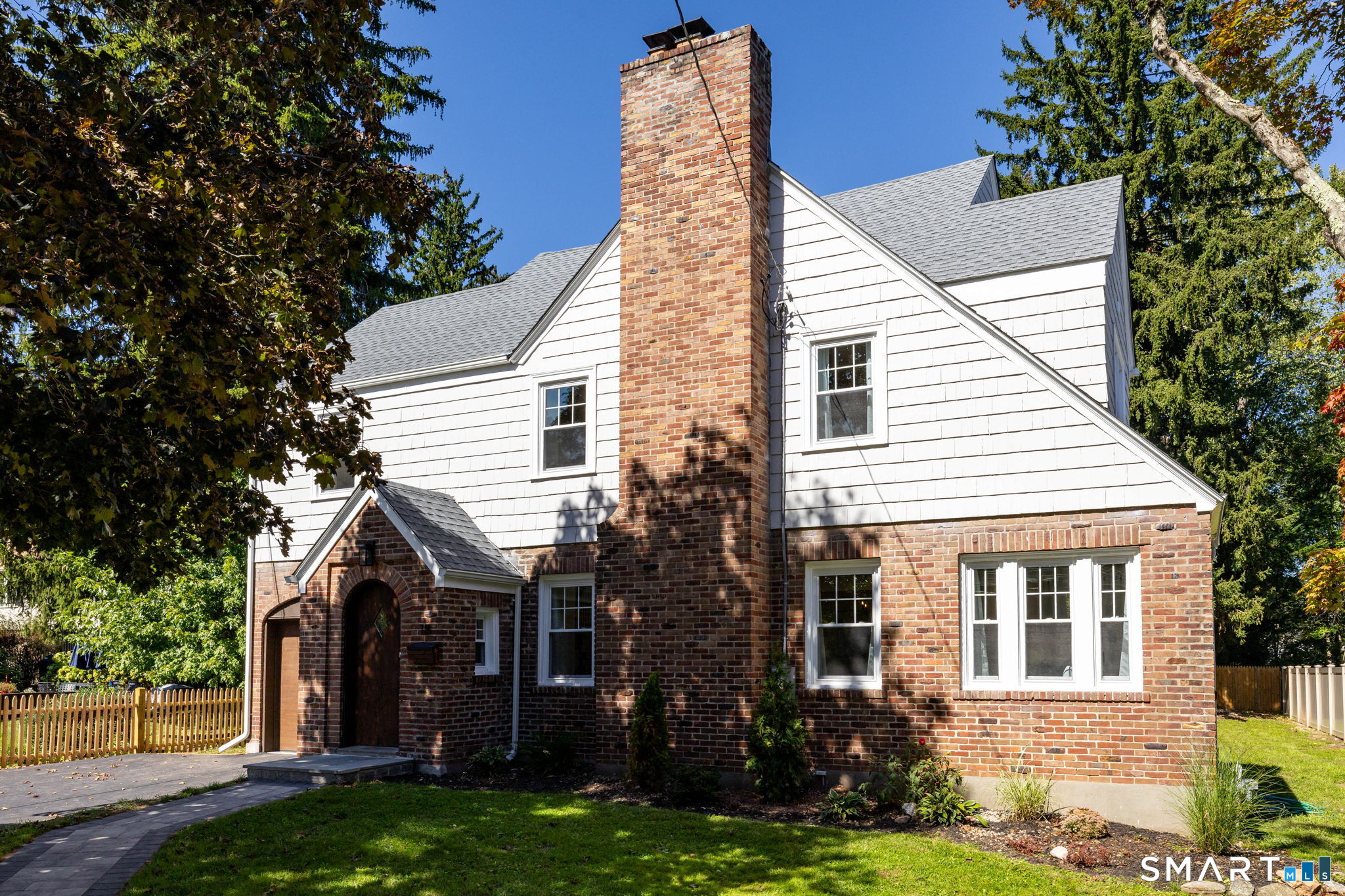 18 Eastview Street West Hartford CT 06107