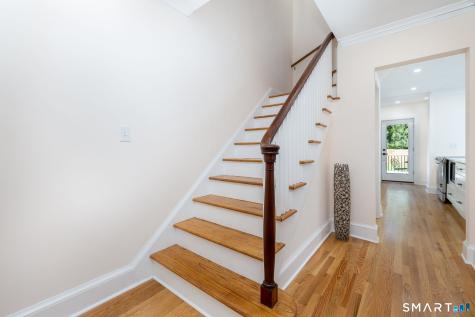 18 Eastview Street West Hartford CT 06107
