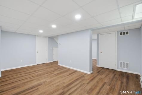 22 Trailsend Drive Canton CT 06019