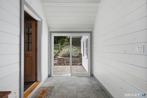 22 Trailsend Drive Canton CT 06019