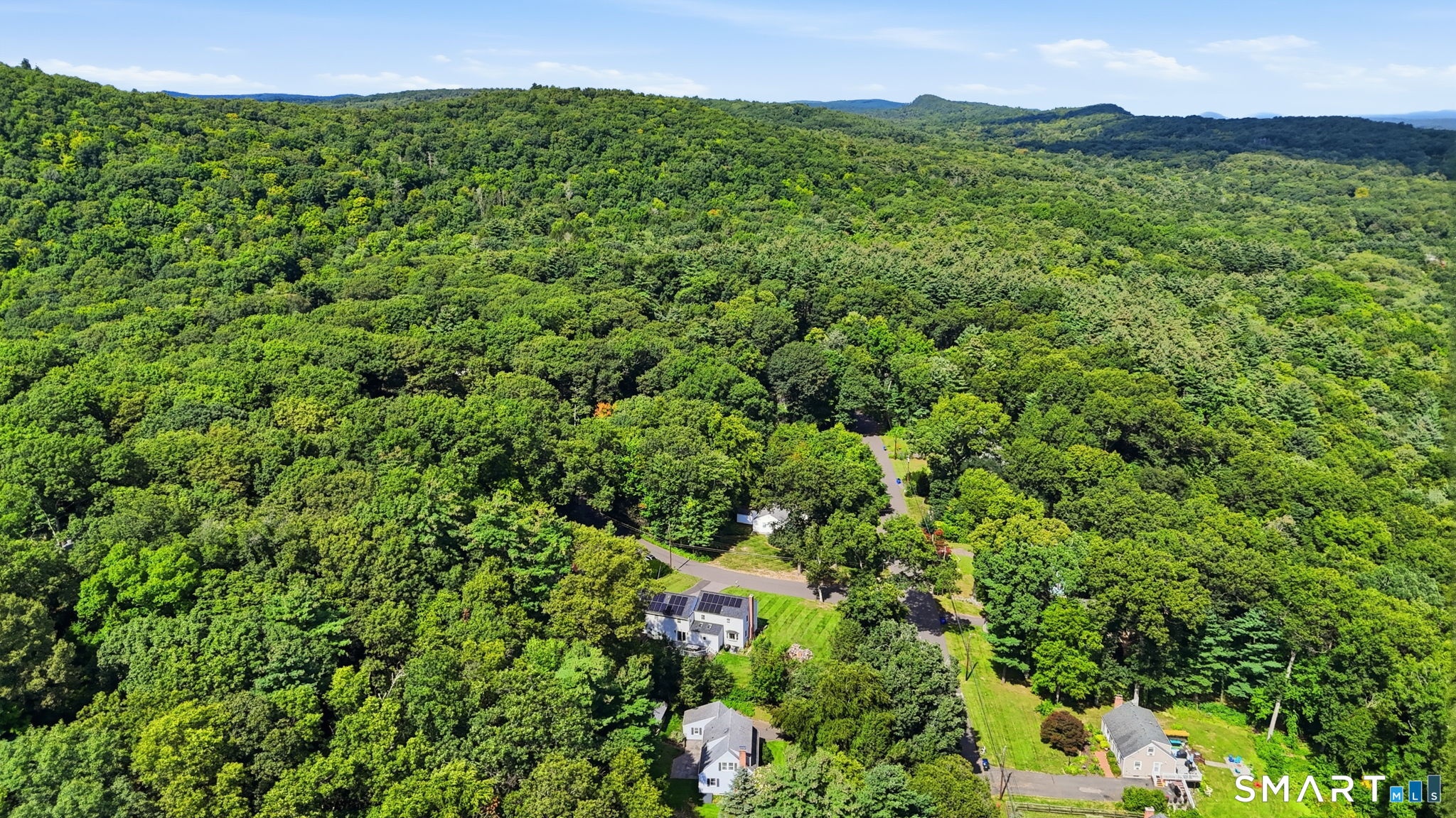 22 Trailsend Drive Canton CT 06019