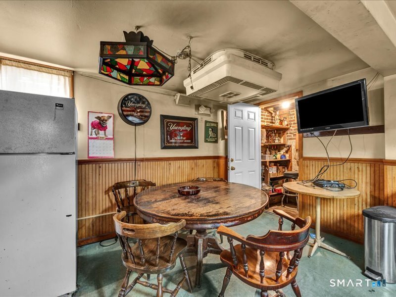 61 Maple Avenue Wallingford CT 06492
