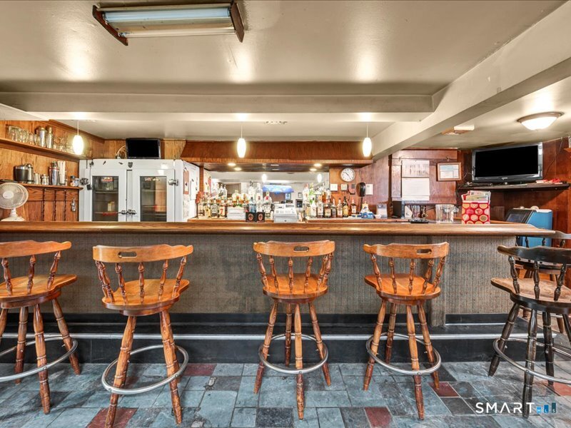 61 Maple Avenue Wallingford CT 06492