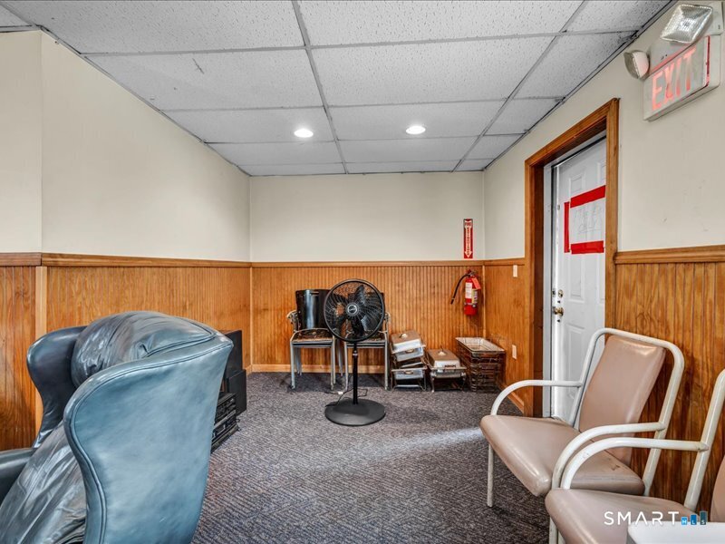 61 Maple Avenue Wallingford CT 06492