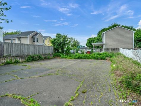 61 Maple Avenue Wallingford CT 06492