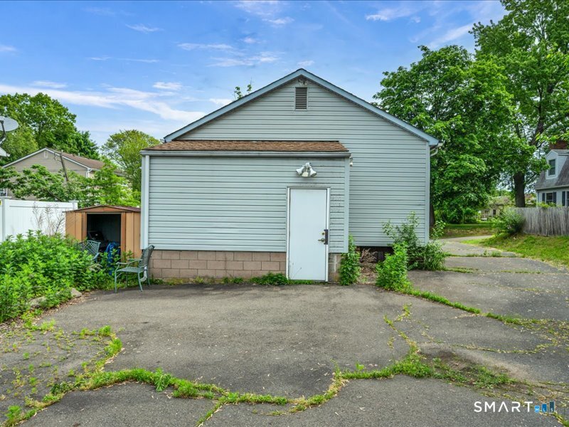 61 Maple Avenue Wallingford CT 06492