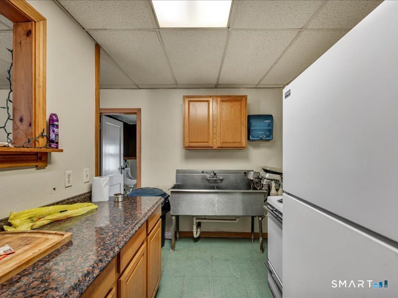 61 Maple Avenue Wallingford CT 06492