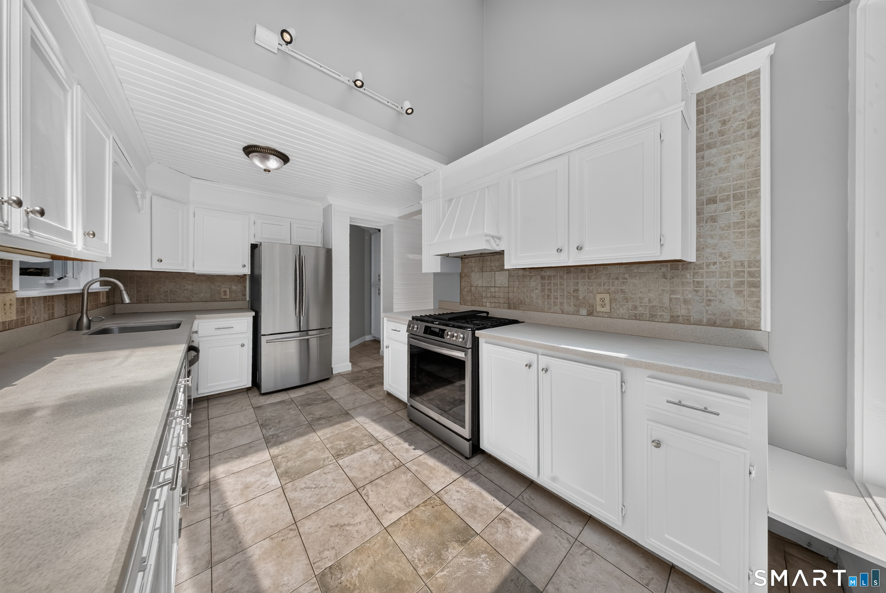 119 Peaceable Street Redding CT 06896