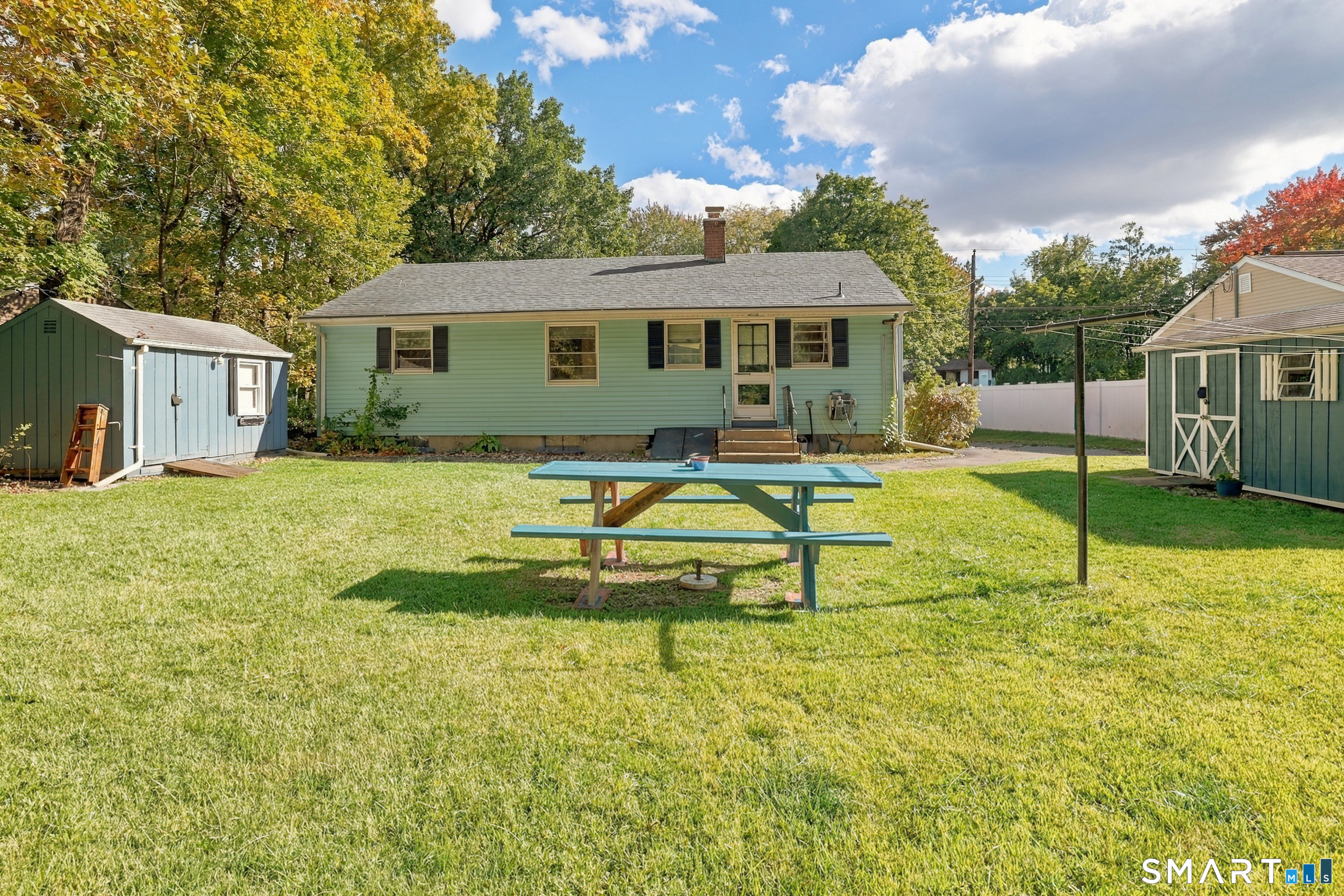 22 Kelsey Place Bloomfield CT 06002