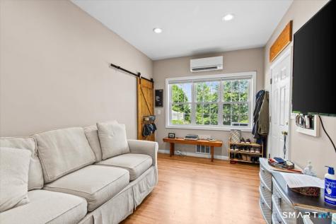 154 Long Hill Road Wallingford CT 06492