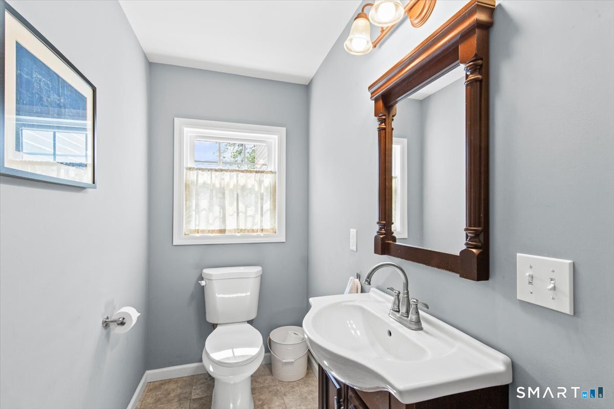 154 Long Hill Road Wallingford CT 06492