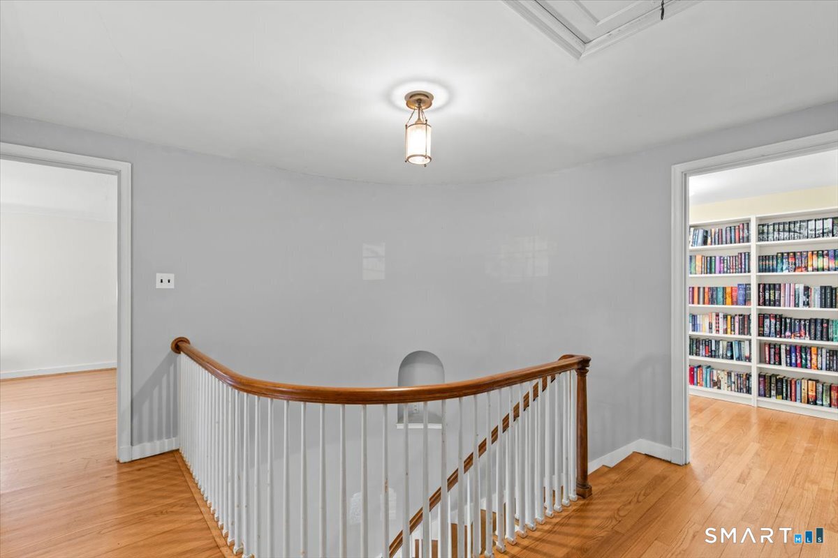 154 Long Hill Road Wallingford CT 06492