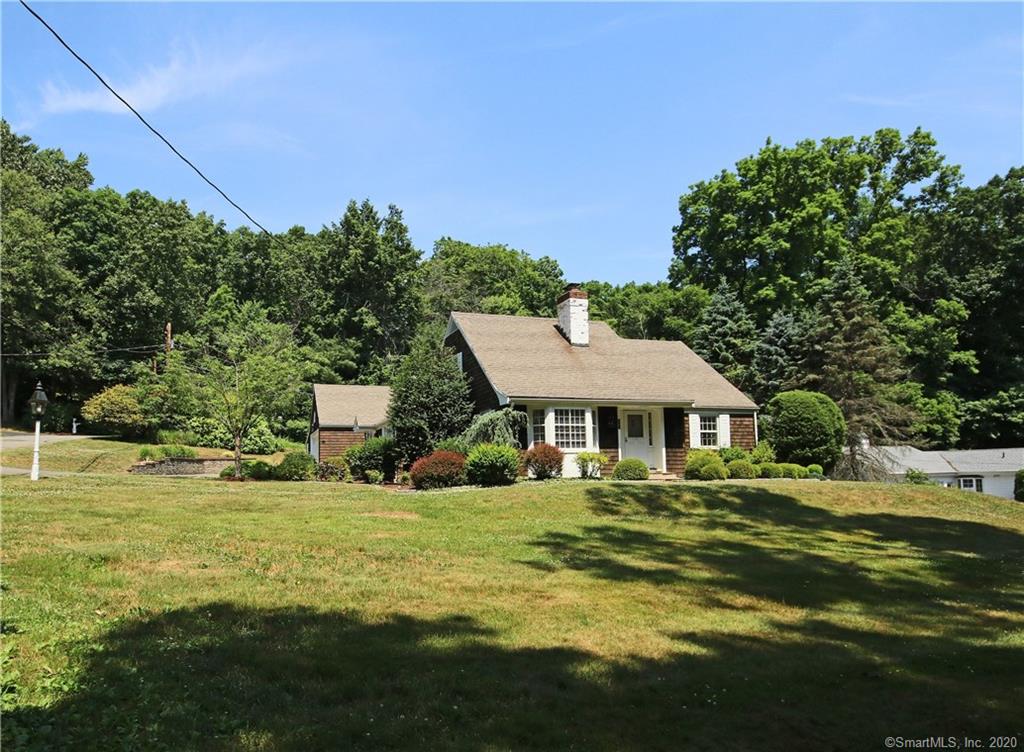 37 Sport Hill Parkway Easton CT 06612