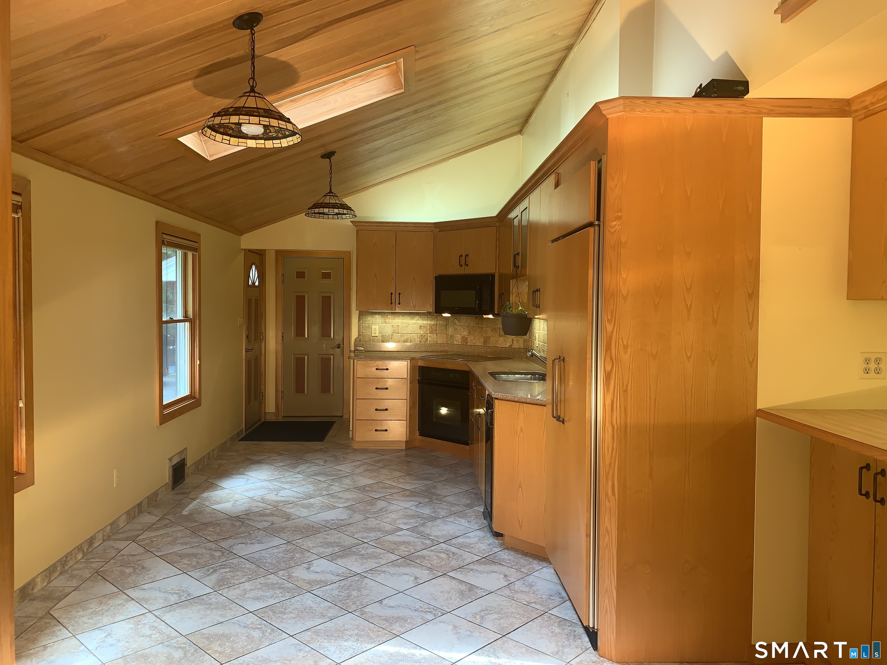 1050 Buckley Highway Union CT 06076