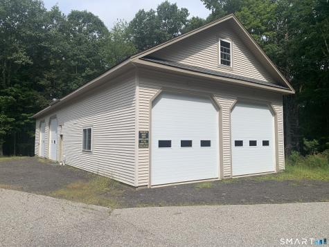 1050 Buckley Highway Union CT 06076