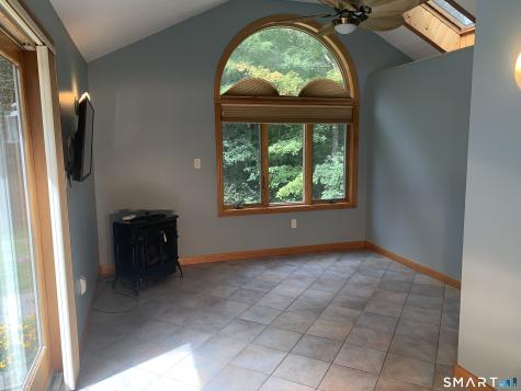 1050 Buckley Highway Union CT 06076