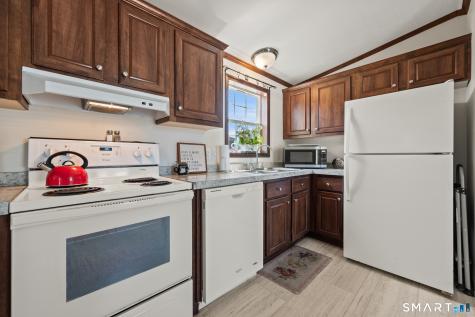 15 Pine Street East Windsor CT 06088
